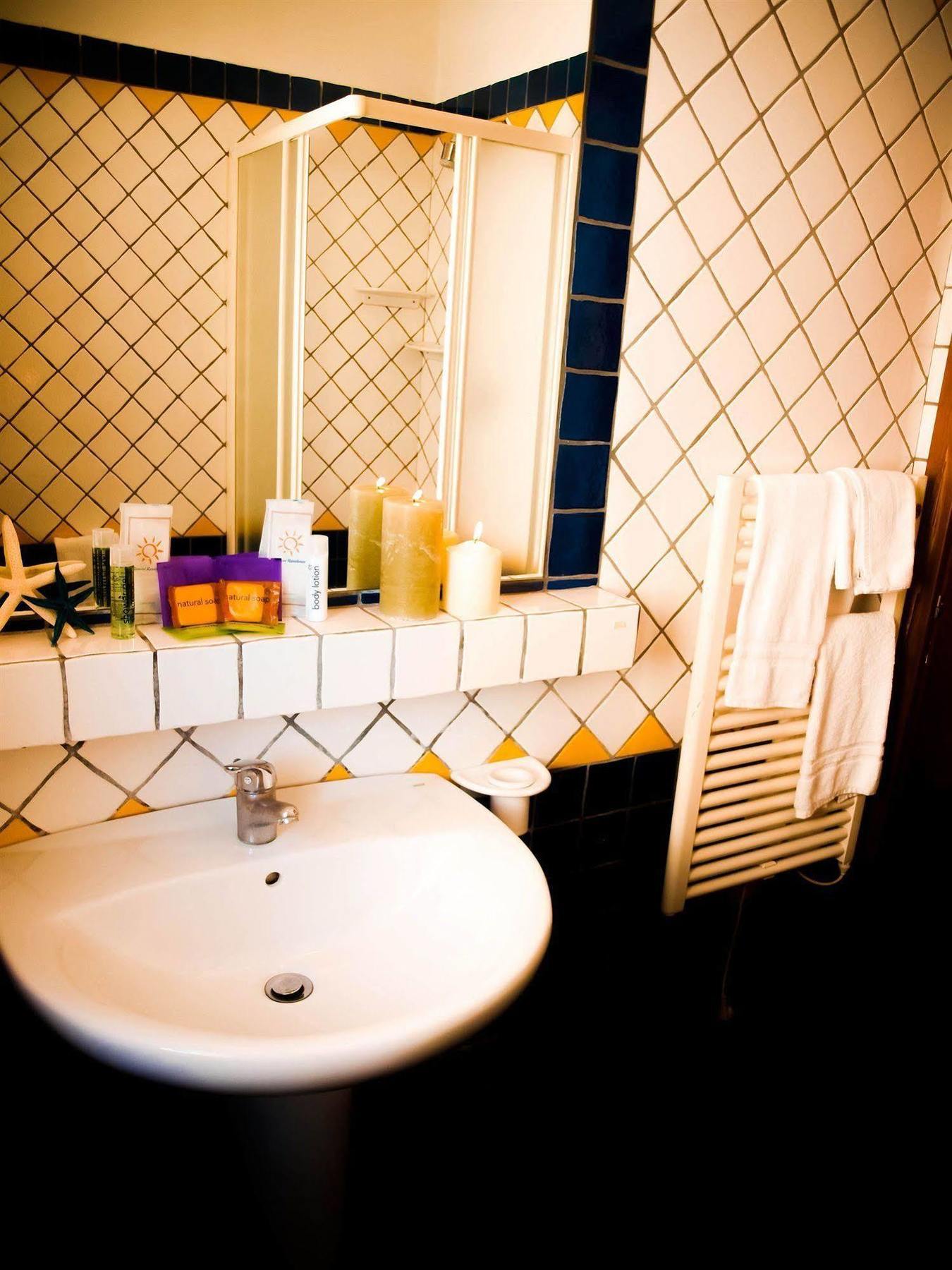 Residence Mediterraneo ริมินี ภายนอก รูปภาพ